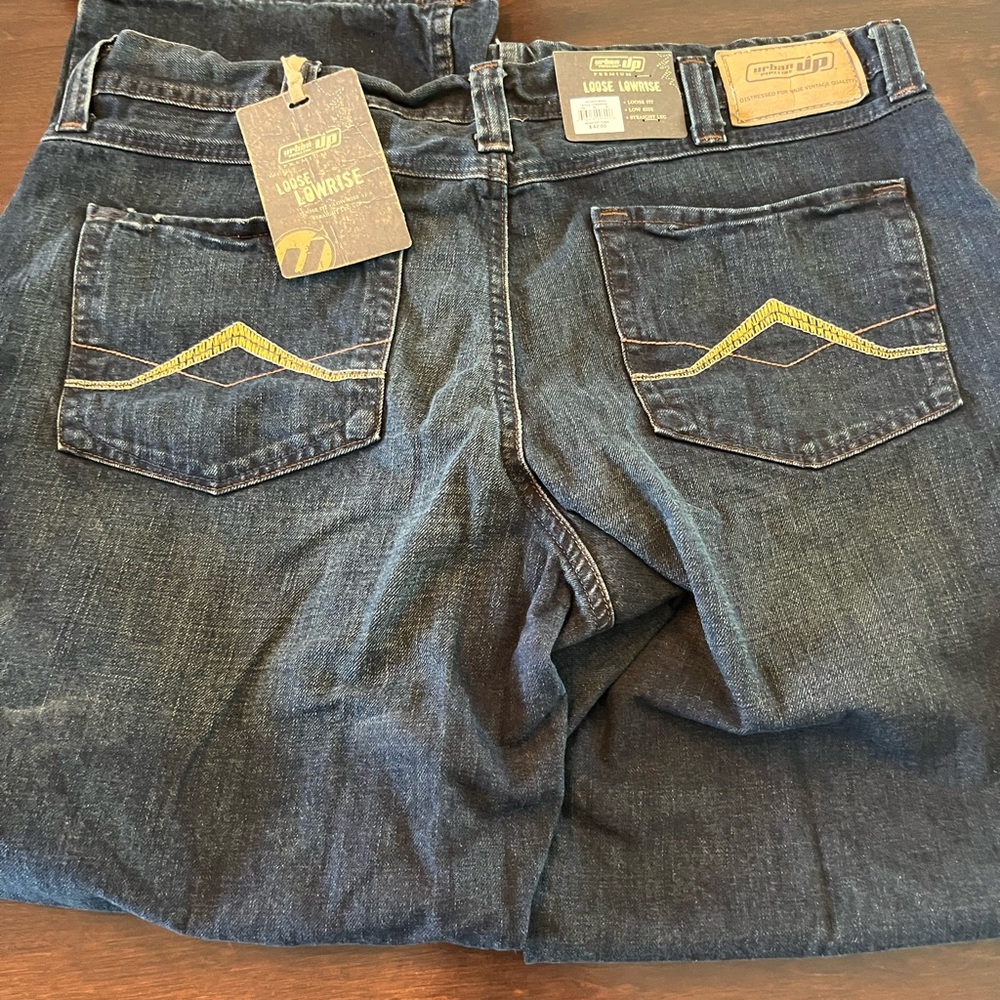Urban Pipeline Loose Low rise Jeans